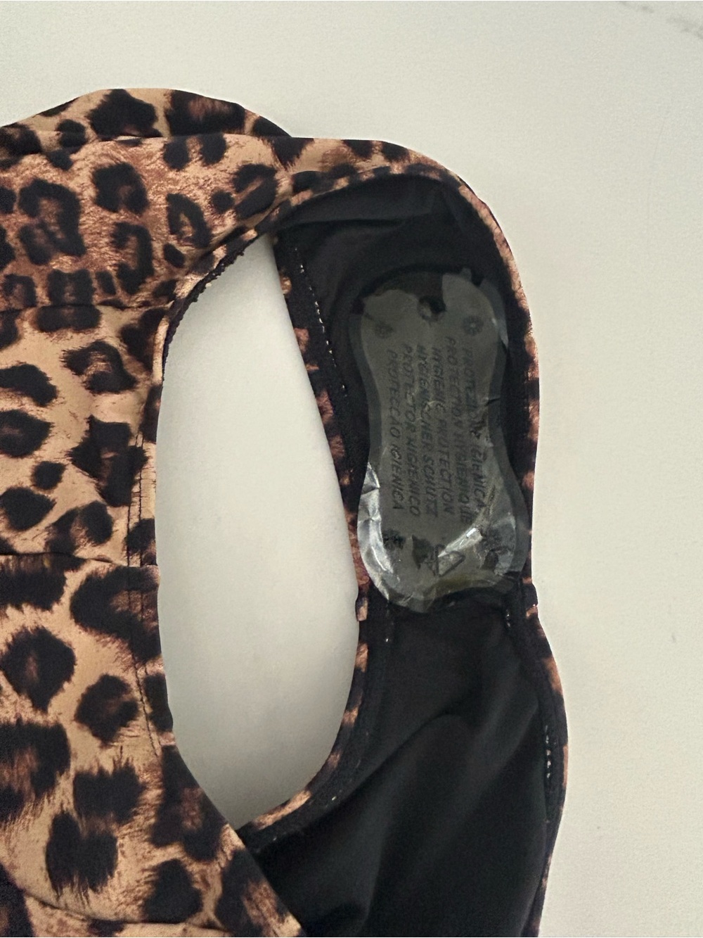 Good American Leopard Print One-Piece Swimsuit - Brown/Tan size 1 - Picture 4 of 9